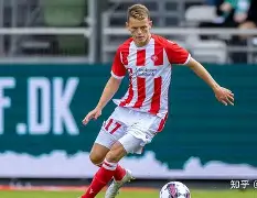 关于尼斯防线稳固，多场比赛保持零封的信息